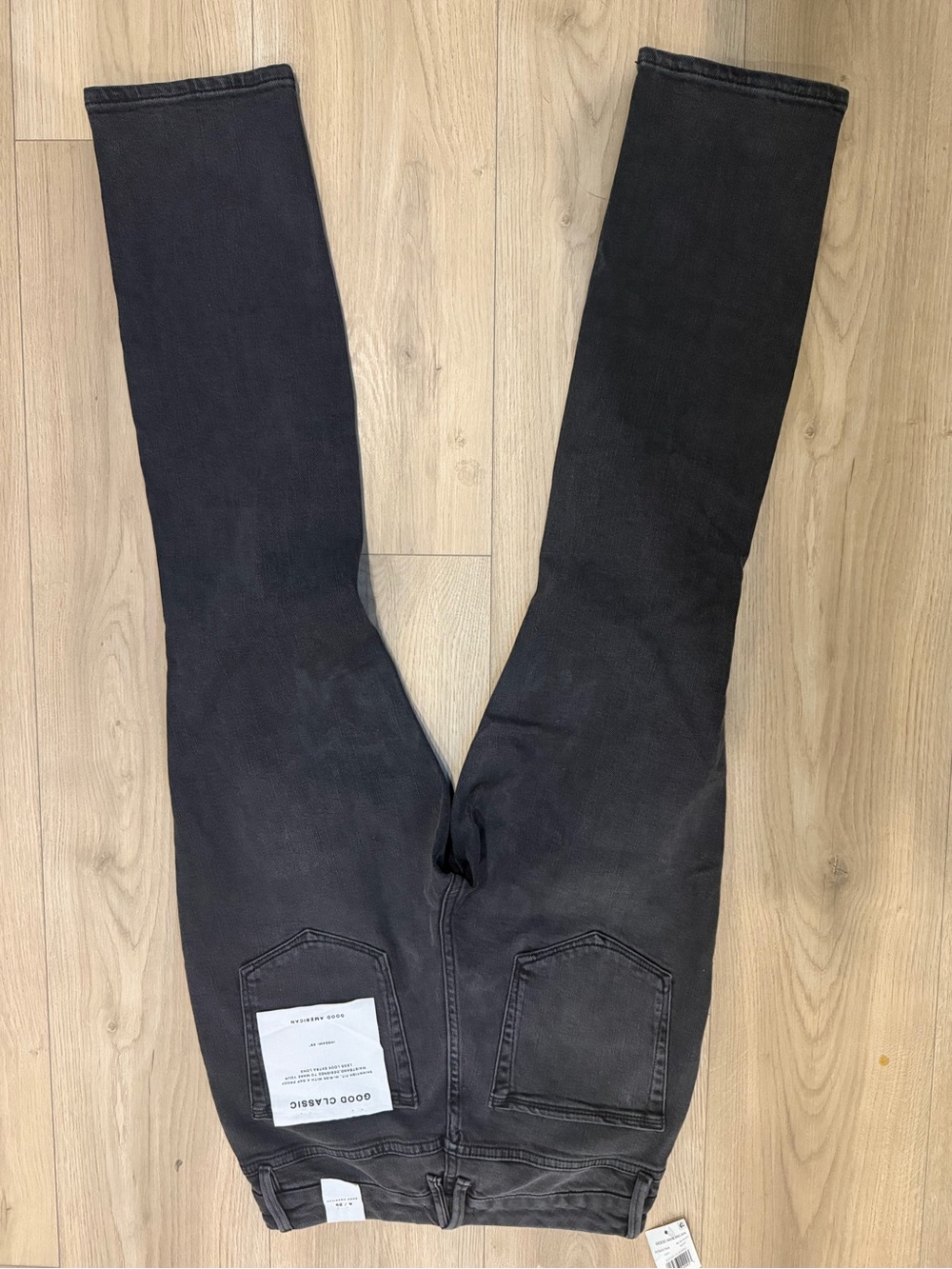 NWT Good American Good Classic Jeans Black Size 8 Inseam 28 - Picture 3 of 3